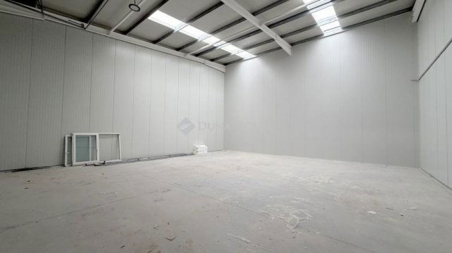 Kiadó ipari ingatlan, Alsónémediben 360 E Ft / hó