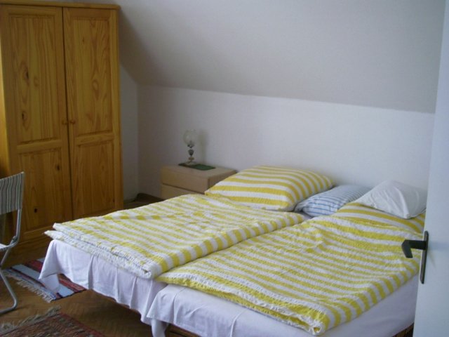 Eladó családi ház, Révfülöpön 240 M Ft, 5 szobás
