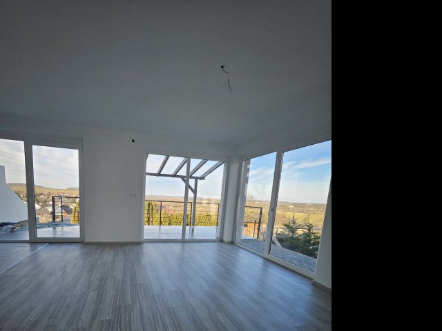 Eladó családi ház, Teskándon 75 M Ft, 5 szobás