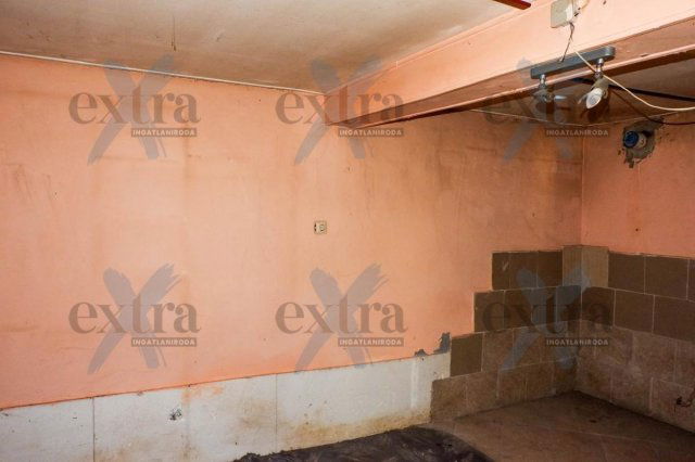Eladó családi ház, Sándorfalván 25.9 M Ft, 2 szobás