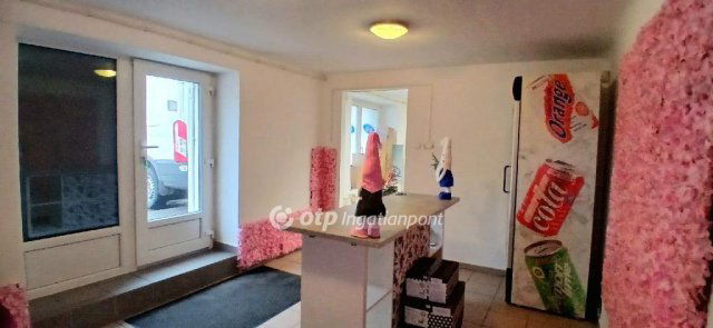 Eladó téglalakás, Budapesten, IX. kerületben 40 M Ft, 2 szobás