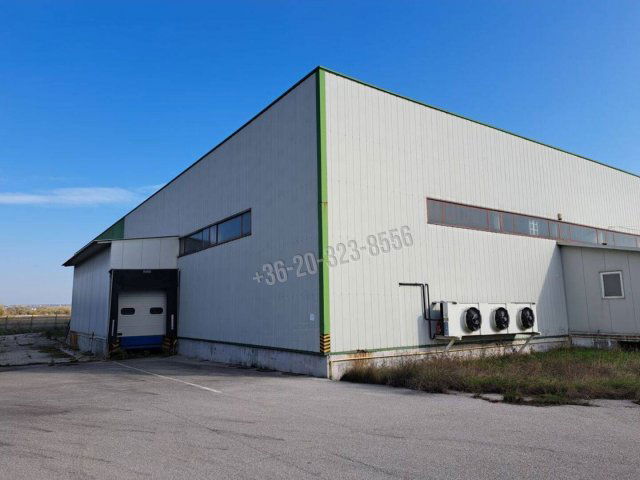 Eladó ipari ingatlan, Tahitótfalun 695 M Ft / költözzbe.hu