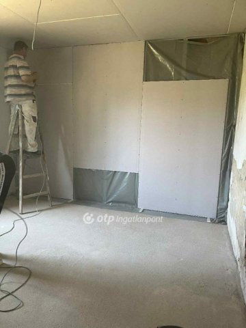 Eladó családi ház, Pusztamagyaródon 11 M Ft, 2 szobás