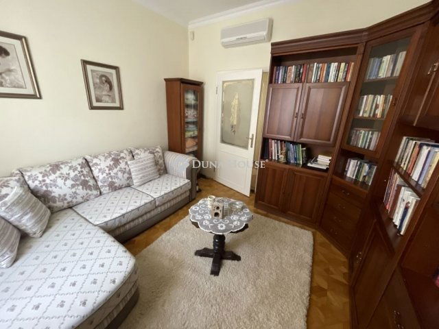 Eladó téglalakás, Kecskeméten 125 M Ft, 4 szobás