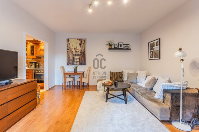 Eladó téglalakás, Budapesten, VI. kerületben 104.9 M Ft