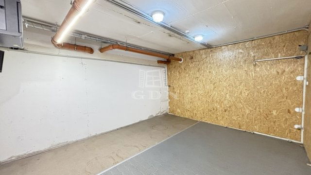 Eladó ipari ingatlan, Budapesten, IV. kerületben 26 M Ft