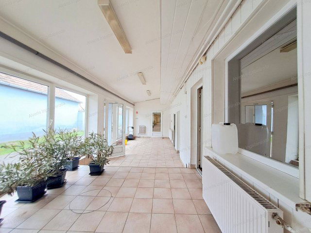 Eladó ipari ingatlan, Nyírpazonyon 95 M Ft / költözzbe.hu