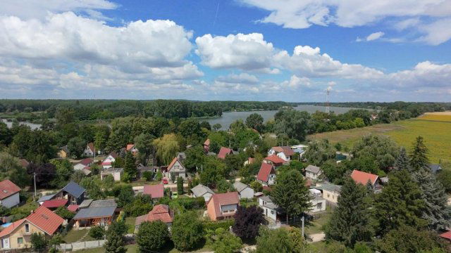 Eladó családi ház, Tasson 10.999 M Ft, 1 szobás