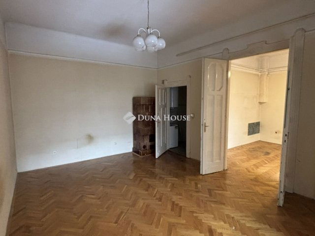 Eladó téglalakás, Budapesten, VII. kerületben 119.5 M Ft