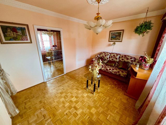 Eladó téglalakás, Nyíregyházán 55.5 M Ft, 3 szobás