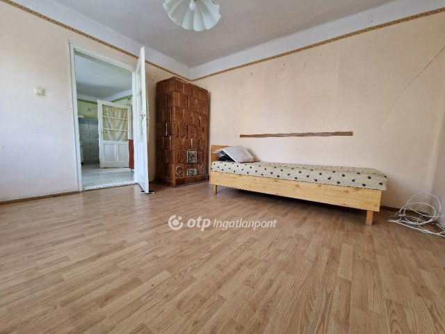 Eladó családi ház, Létavértesen 16.99 M Ft, 2 szobás