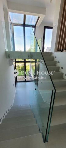 Eladó családi ház, Törökbálinton 398 M Ft, 5 szobás