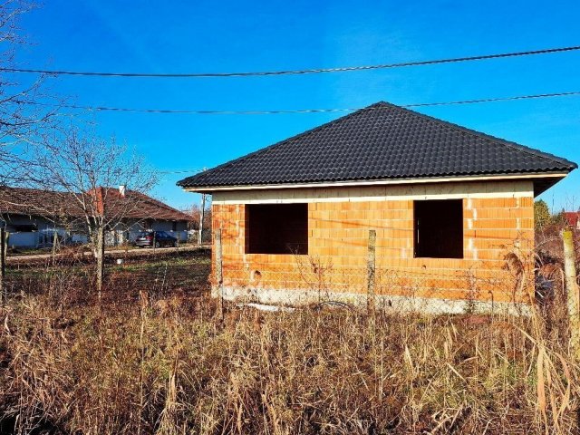 Eladó családi ház, Békéscsabán 91 M Ft, 3 szobás