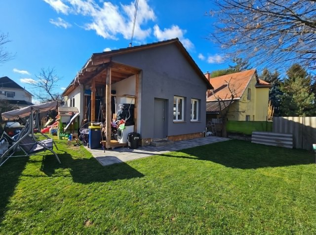 Eladó családi ház, Veresegyházon, Szegfű utcában 78.9 M Ft