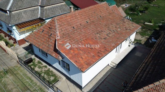 Eladó családi ház, Zsámbokon, Deák Ferenc utcában 35 M Ft