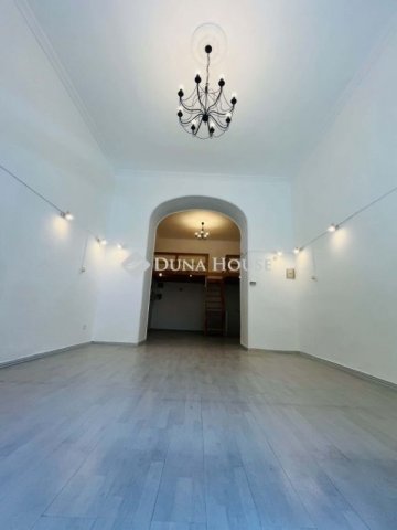 Kiadó üzlethelyiség, Budapesten, VI. kerületben 320 E Ft / hó