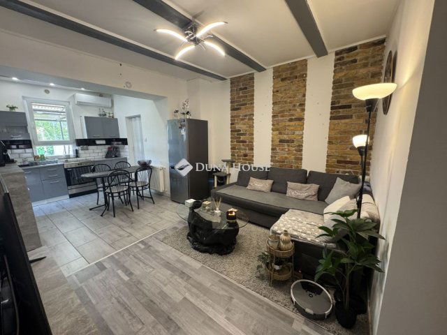 Eladó családi ház, Aszódon 60.99 M Ft, 3 szobás