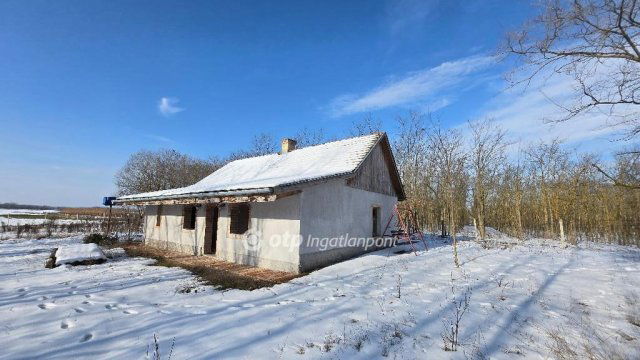 Eladó nyaraló, Jakabszálláson 17.9 M Ft, 1+1 szobás