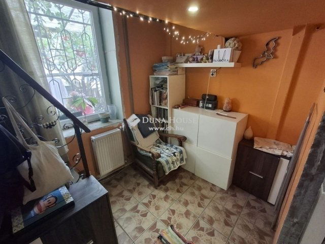 Eladó téglalakás, Budapesten, X. kerületben 32.9 M Ft, 3 szobás