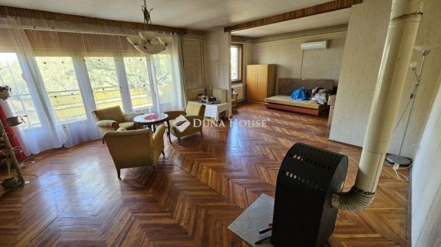 Eladó családi ház, Székesfehérvárott 115 M Ft, 4 szobás