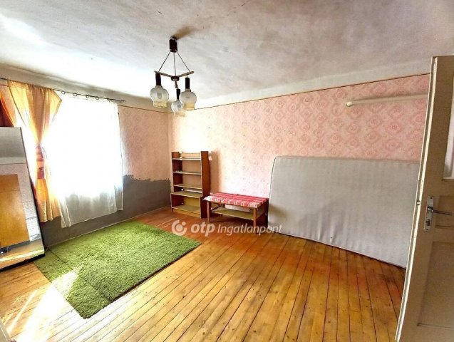 Eladó családi ház, Csongrádon 22 M Ft, 2+1 szobás