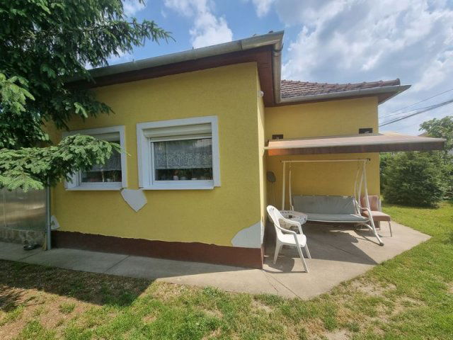 Eladó családi ház, Érden 89.9 M Ft, 3 szobás