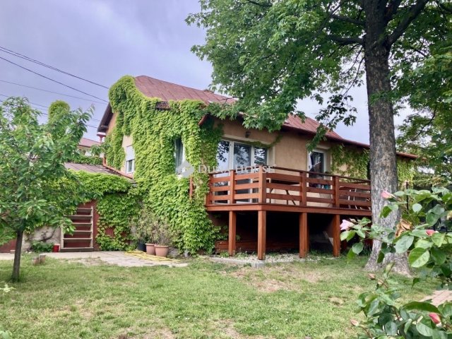 Eladó családi ház, Balatonfüreden 89.9 M Ft, 3 szobás