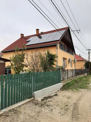 Eladó családi ház, Székesfehérvárott 79 M Ft, 4 szobás