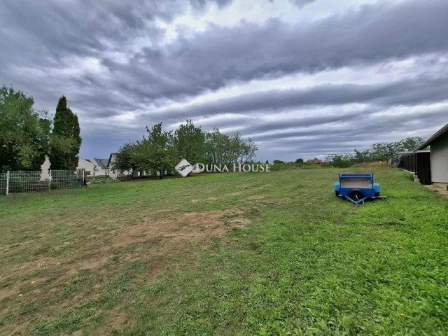 Eladó telek, Őrbottyánban 43 M Ft / költözzbe.hu