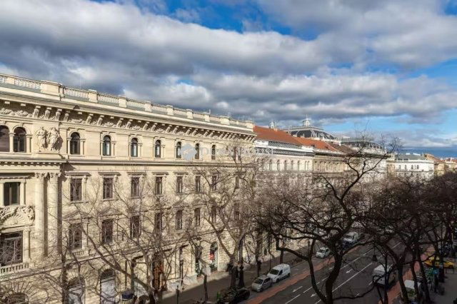 Eladó téglalakás, Budapesten, VI. kerületben 209 M Ft, 6 szobás