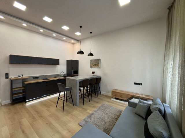 Kiadó téglalakás, albérlet, VI. kerületben, Szófia utcában