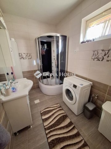 Eladó családi ház, Algyőn 129 M Ft, 5 szobás