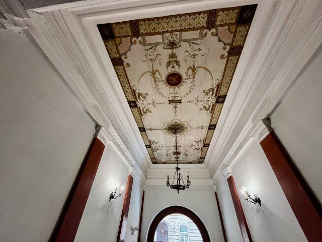 Eladó téglalakás, Budapesten, VI. kerületben 75.9 M Ft, 2 szobás