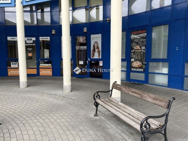 Eladó üzlethelyiség, Budapesten, XVII. kerületben 50.5 M Ft