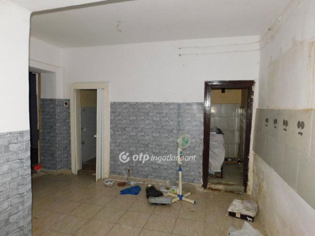 Eladó családi ház, Lánycsókon 7.9 M Ft, 3 szobás