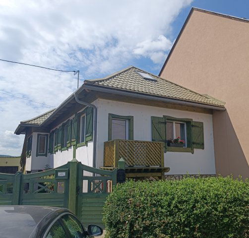 Eladó családi ház, Táton 82 M Ft, 5 szobás