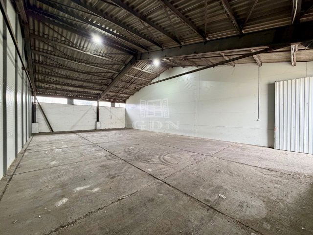 Kiadó ipari ingatlan, Vácon 278 E Ft / hó / költözzbe.hu