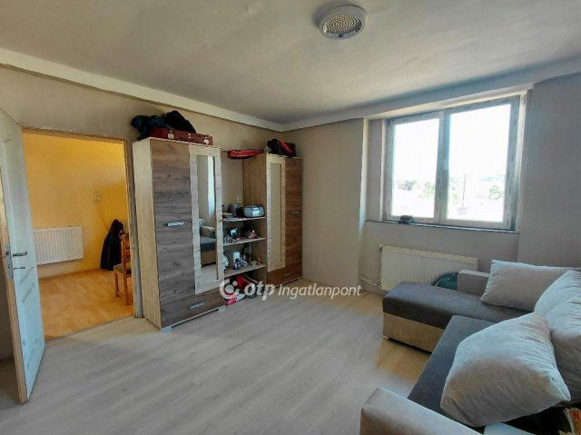 Eladó családi ház, Jászfényszarun 25 M Ft, 1+1 szobás