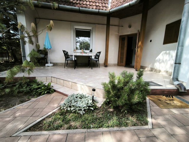 Eladó családi ház, Vonyarcvashegyen 144.9 M Ft, 4 szobás