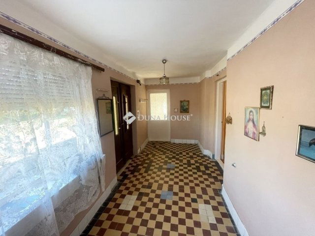 Eladó családi ház, Sülysápon 40.9 M Ft, 3 szobás