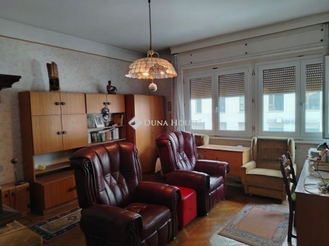 Eladó téglalakás, Budapesten, II. kerületben 180 M Ft, 3 szobás