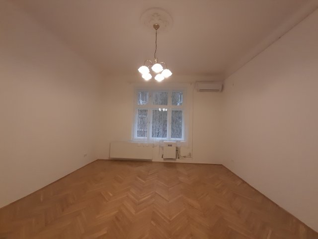 Kiadó téglalakás, albérlet, XIII. kerületben, Frangepán utcában