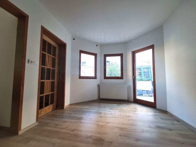 Eladó családi ház, Veszprémben 148 M Ft, 6 szobás