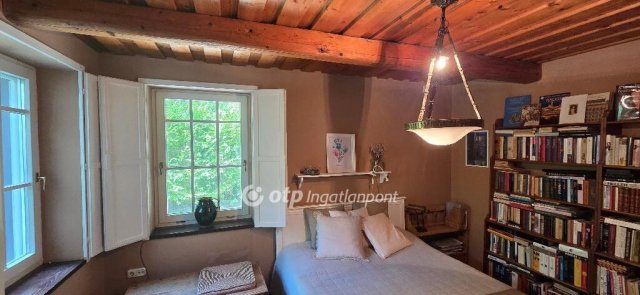 Eladó családi ház, Budaörsön 315 M Ft, 5 szobás