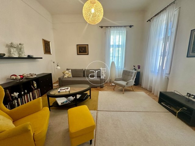 Kiadó téglalakás, albérlet, Szegeden, Bercsényi utcában