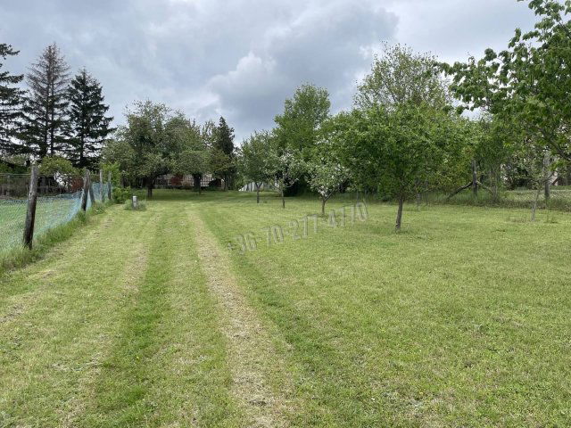Eladó nyaraló, Oroszlányban 20.99 M Ft, 2 szobás