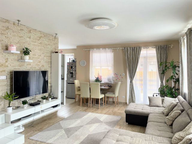 Eladó családi ház, Ecseren, Nádas Béla utcában 122.9 M Ft