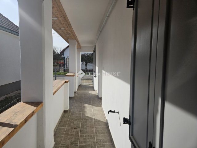 Kiadó családi ház, albérlet, Palkonyán 250 E Ft / hó, 4 szobás