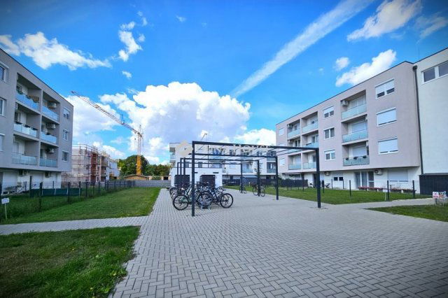 Eladó téglalakás, Győrött, Vidra utcában 75.9 M Ft, 3 szobás