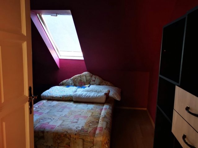 Kiadó téglalakás, albérlet, Ürömön, Fő utcában, 3+1 szobás